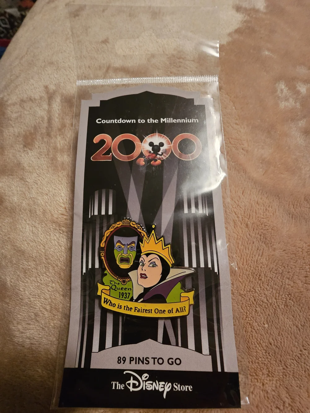 Disney Evil Queen Enamel Pin — Black, Purple, Green, Yellow 💜💚